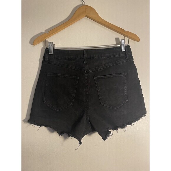 Rewash Brand Black Denim Shorts With Five Buttons On The Front Women's Size 7 - Picture 2 of 4